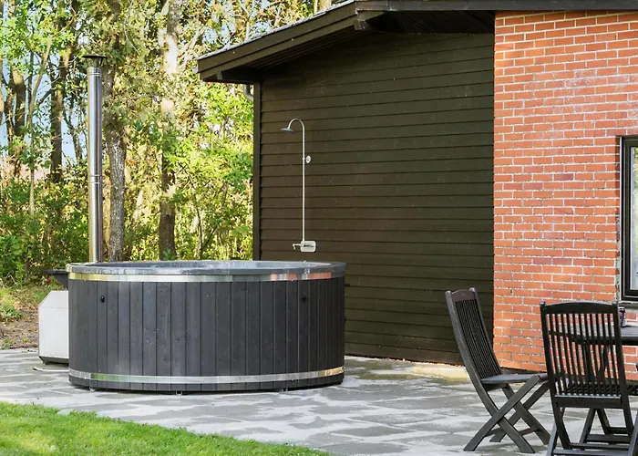 3 Bedroom Stunning In * Skjern